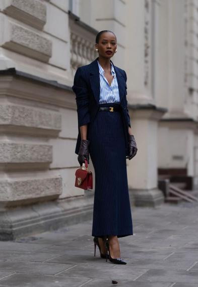 Šis sijonas taps vienu ryškiausių 2025 - ųjų topu: dominuos įdomesnė jo versija