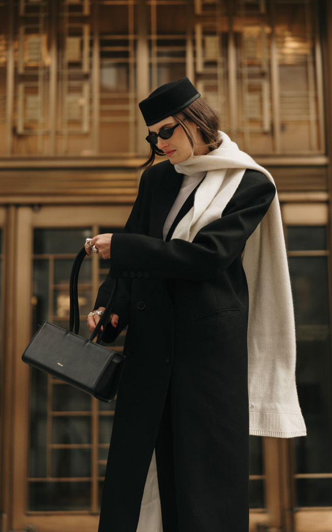 „Coco Schiffer x Gigi Burris“ kolekcijos įvaizdis