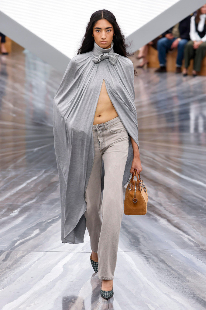 „Dior“ 2026 m. pavasario ir vasaros kolekcijos modelis