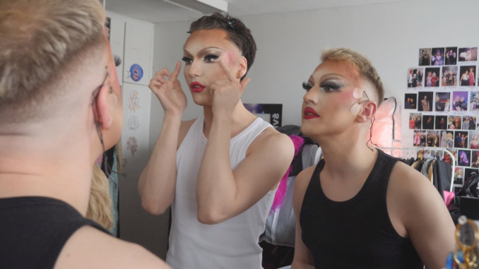 Artiomas ir Edmund pirmą kartą prabilo apie savo gyvenimą: scenoje – moterys, gyvenime – vyrai