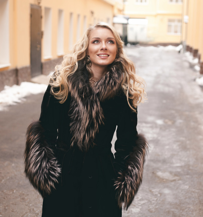 Labai ryški blondinė