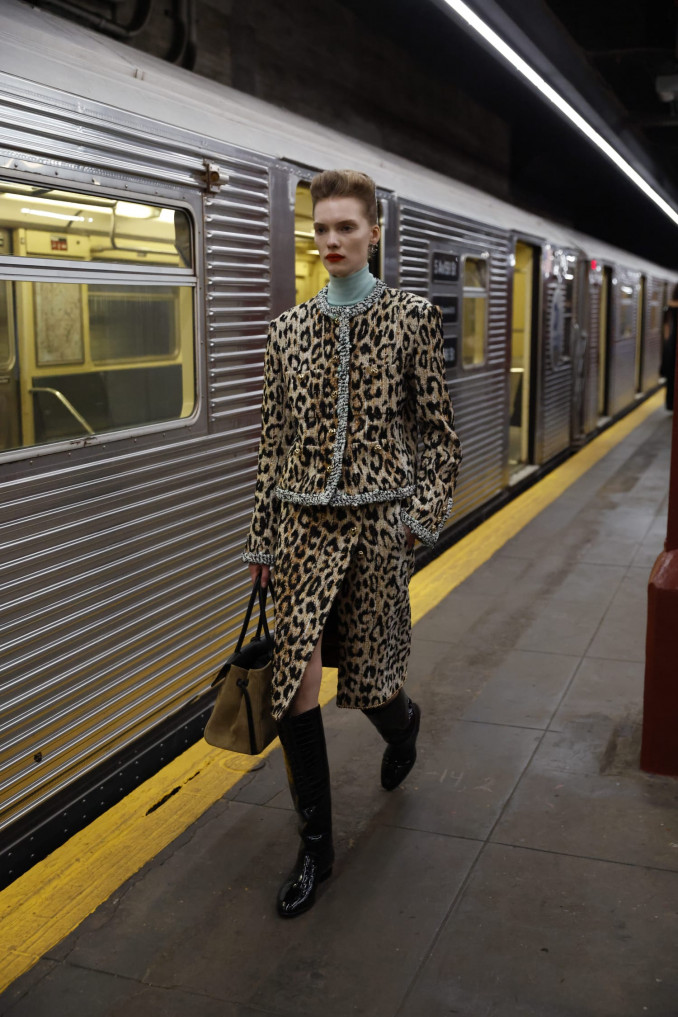 2026 m. CHANEL „Métiers d'Art“ kolekcijos modelis