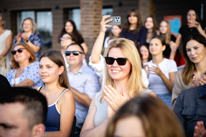 Meno festivalis po atviru dangumi „Kultūros zona“: kūrybinė laisvė – auginti žmogų