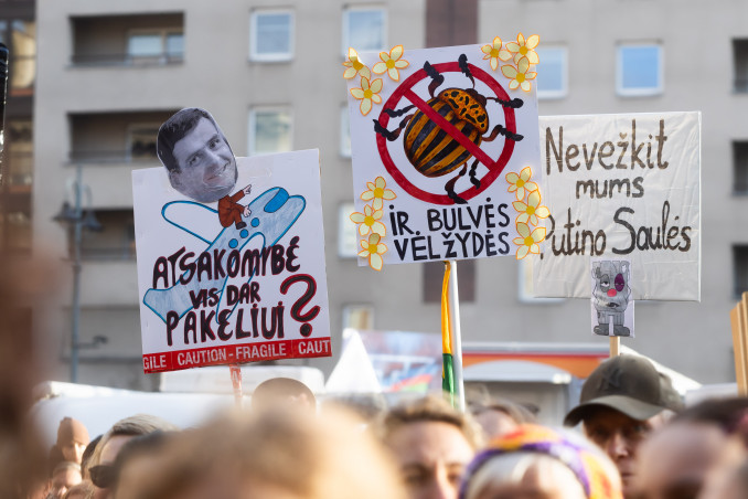 Protestas „Šalin rankas nu laisvo žodžio! Nepasiduosime“.