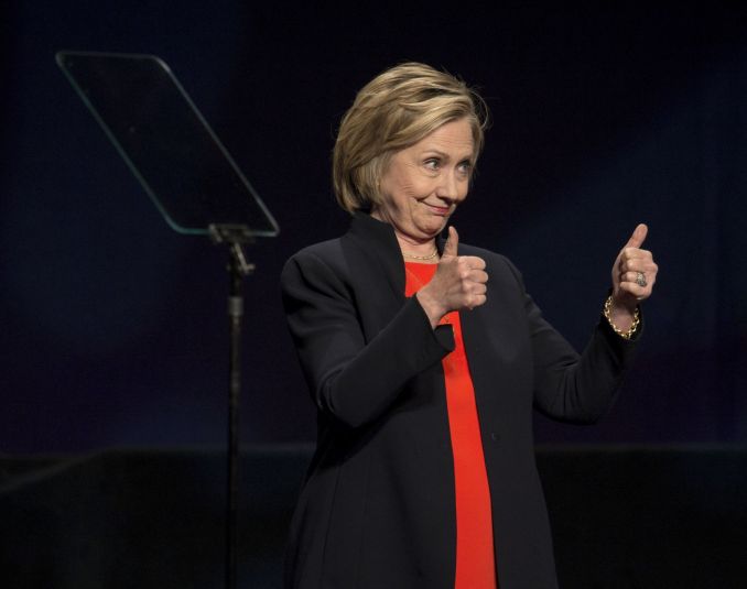 Pasitikėjimas savimi, charizma ir humoro jausmas – H. Clinton grožio „ginklai“