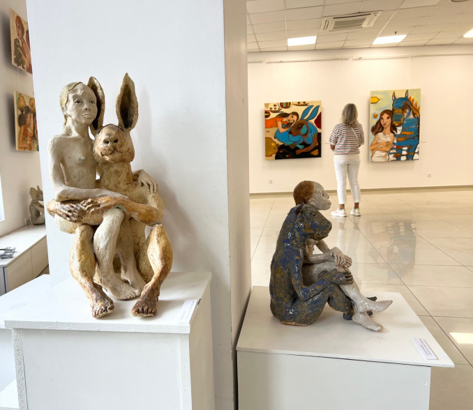 Menininkė Rūta Jusionytė grįžta į Klaipėdą: parodą surengė mamos galerijoje