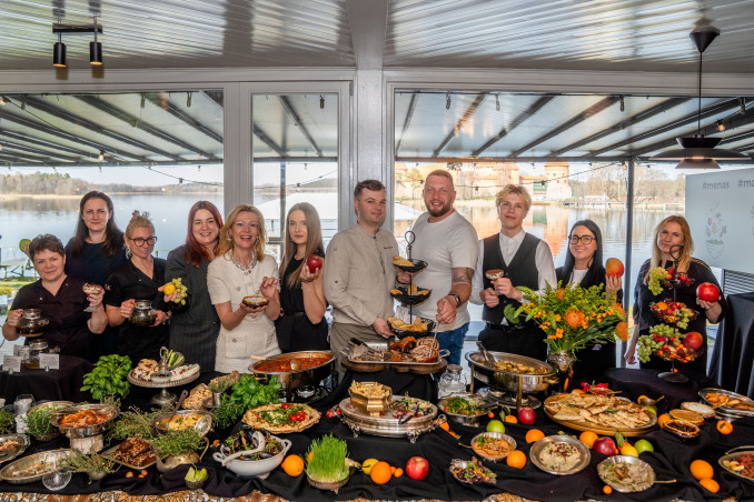 Trakuose vyko istorinių asmenybių – Bonos ir Žygimanto – vestuvių šventės interpretacija: VIP svečiai liko sužavėti istoriniais patiekalais