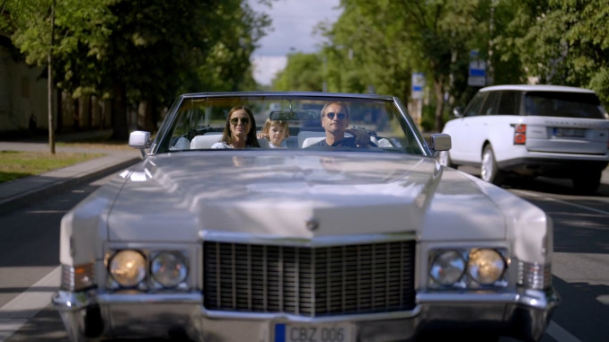 Filmas apie Marijoną Mikutavičių „Vienas iš 3 milijonų“: nutrūktgalviškas ir atviras iki skausmo