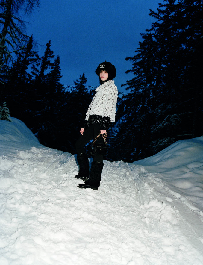 CHANEL pristato naujausią COCO NEIGE 2025/26 žiemos kolekciją