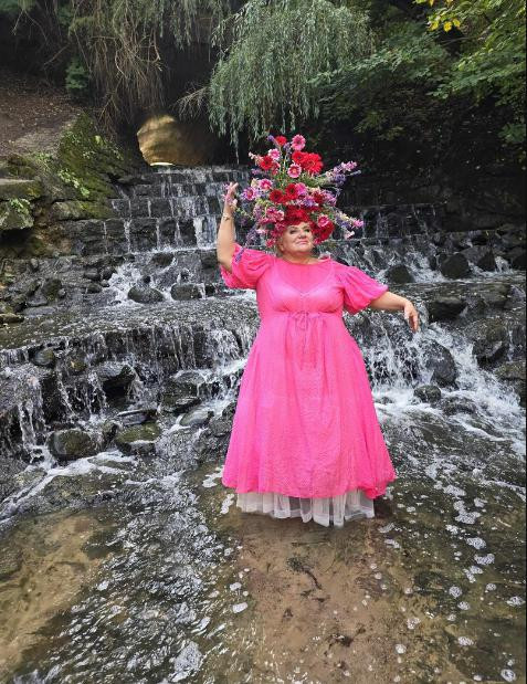 60-metė Daina Bilevičiūtė sužibėjo tarptautiniame konkurse: nurungė net jaunutes konkurso dalyves