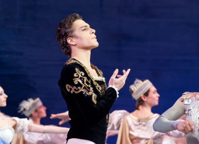 Ukrainos baleto šokėjas Denysas Nedakas