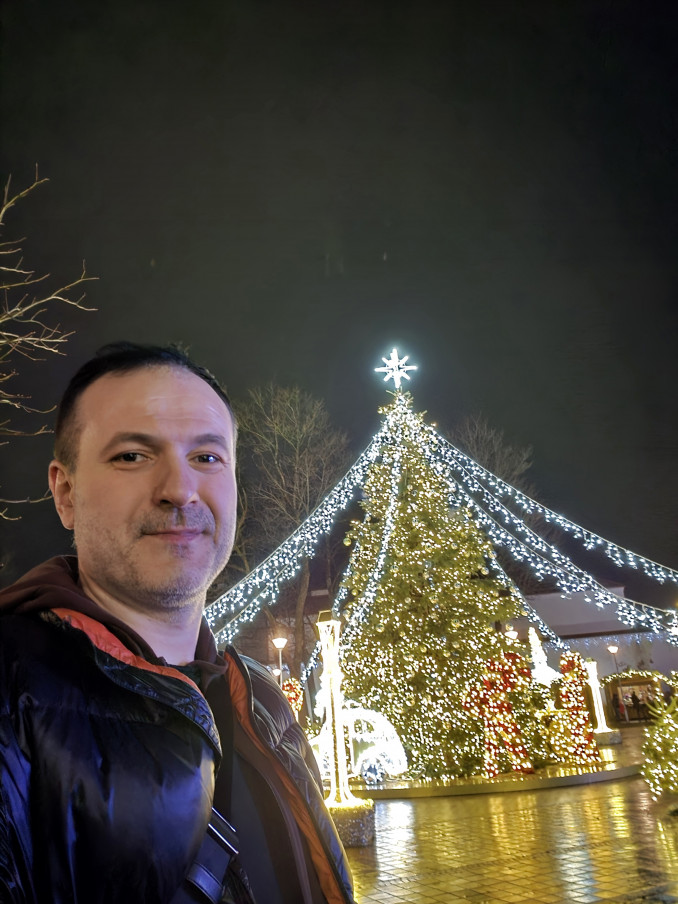 J. Kuraitis aplankė net 27 miestų Kalėdų eglutes. Įvertinkite, kurios yra pačios gražiausios